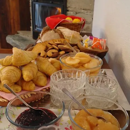 Oda ve Kahvaltı Lo - Al Villaggio Di Rumiod