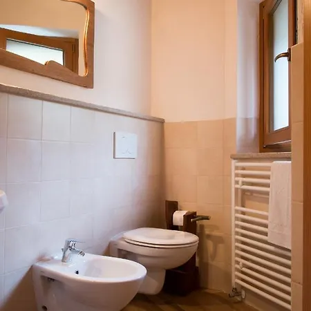 Lo - Al Villaggio Di Rumiod Bed & Breakfast