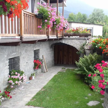 Lo - Al Villaggio Di Rumiod 圣皮埃尔