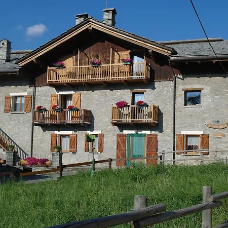 Lo - Al Villaggio Di Rumiod Bed & Breakfast
