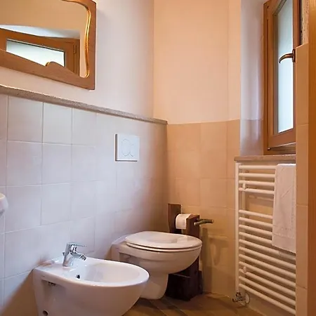 Lo - Al Villaggio Di Rumiod Oda ve Kahvaltı